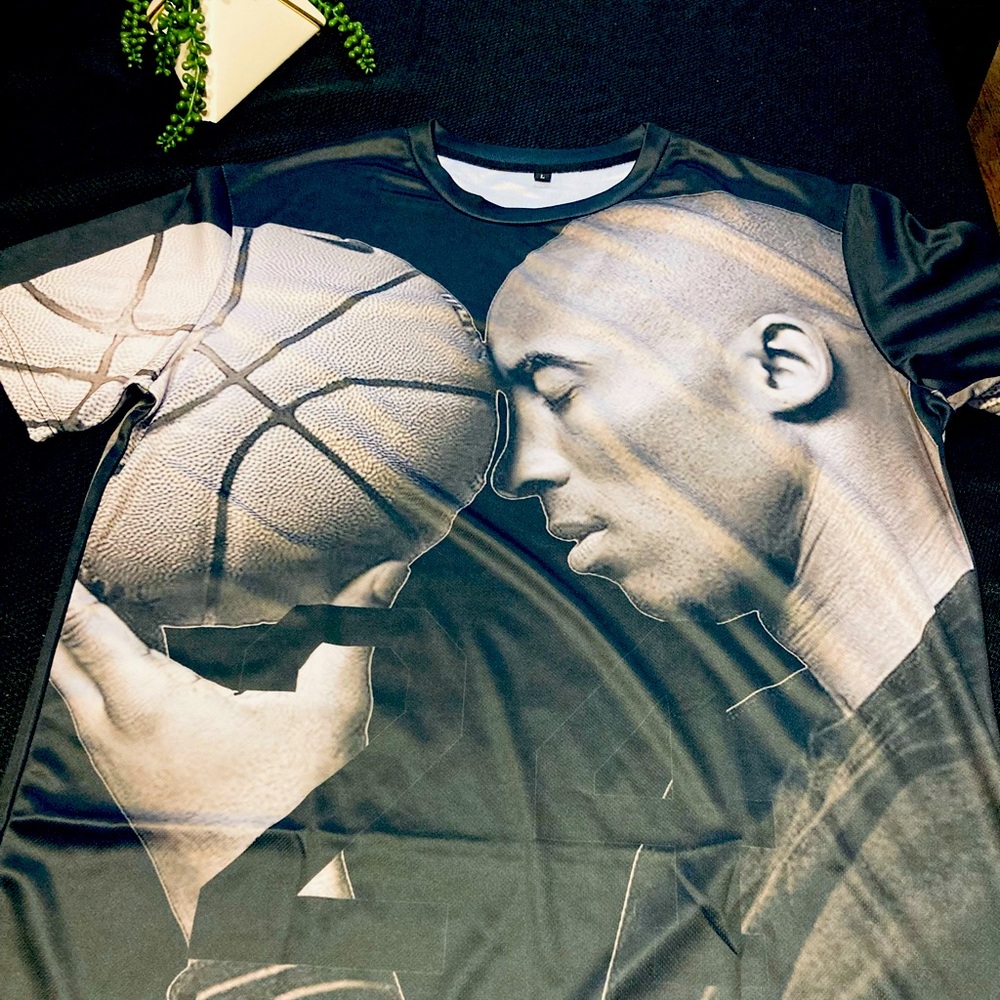 Basketball Super Star Kobe Bryant T Shirt ❤️🏀